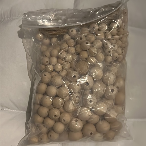 500 Wooden Beads for Crafting 7 Sizes 8MM - 20MM - Picture 6 of 6